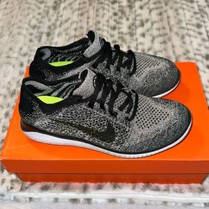 Nike Free RN Flyknit